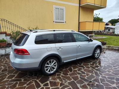Volkswagen Passat Alltrack usata Spoleto