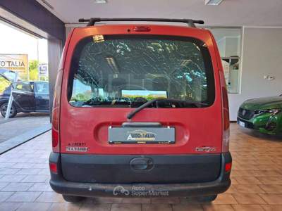 Renault Kangoo 1.2 16v **NEOPATENTATI*CINGHIA FATTA 153000KM Rosso usata Carvico