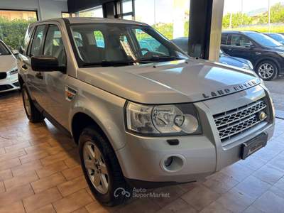 Land Rover Freelander 2.2 td4 HSE*GANCIO TRAINO Grigio usata Carvico