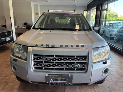 Land Rover Freelander 2.2 td4 HSE*GANCIO TRAINO Grigio usata Carvico