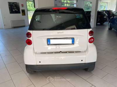 Smart ForTwo Fortwo II 2007 1.0 mhd Passion 71cv UNIPRO Bianco usata Villasanta