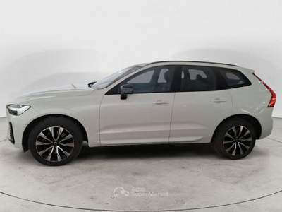 Volvo XC60 B4 D AWD automatico Plus Dark FINO A 3 ANNI DI GARANZIA KM ILLIMITATI E POSSIBILITA' DI 3 ANNI DI MANUTENZIONE ORDINARIA Bianco usata Salerno