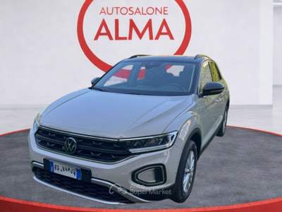 Volkswagen T-Roc T-Roc 1.0 tsi Life 110cv Beige usata Castellanza