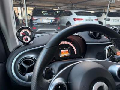 Smart ForTwo 70 1.0 52kW superpassion Grigio usata Nocera Inferiore