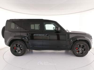 Land Rover Defender 110 2.0 si4 phev X awd 404cv auto Nero usata Roma