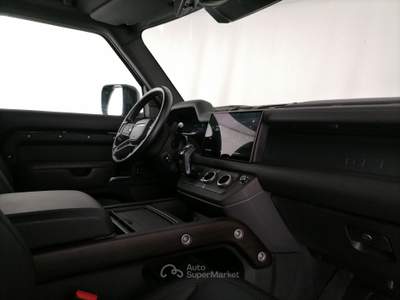Land Rover Defender 110 2.0 si4 phev X awd 404cv auto Nero usata Roma