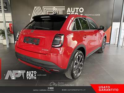 Fiat 600 600 1.2 hybrid La Prima 110cv auto Rosso usata Carrara