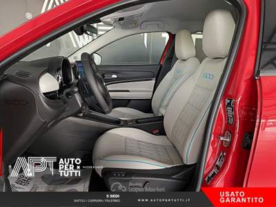 Fiat 600 600 1.2 hybrid La Prima 110cv auto Rosso usata Carrara