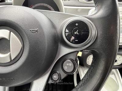 Smart ForFour II 2015 1.0 Passion 71cv Rosso usata Roma