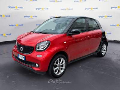Smart ForFour II 2015 1.0 Passion 71cv Rosso usata Roma