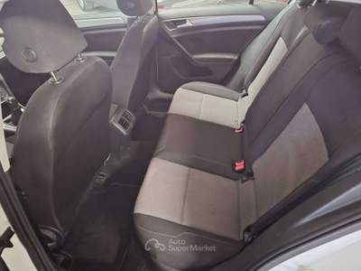 Volkswagen Golf Golf VII 5p 1.2 tsi Trendline 85cv Bianco usata Pisa