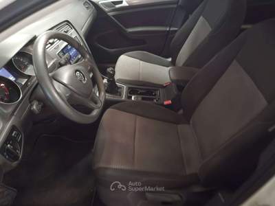 Volkswagen Golf Golf VII 5p 1.2 tsi Trendline 85cv Bianco usata Pisa