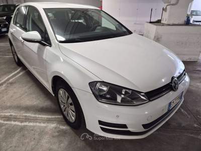 Volkswagen Golf Golf VII 5p 1.2 tsi Trendline 85cv Bianco usata Pisa