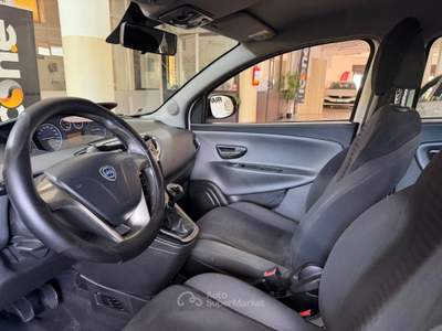Lancia Ypsilon 16V 95 CV 5 porte S&S Gold Bianco usata San Giuseppe Vesuviano