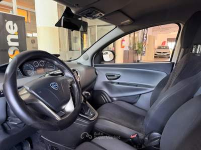 Lancia Ypsilon 16V 95 CV 5 porte S&S Gold Bianco usata San Giuseppe Vesuviano