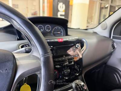 Lancia Ypsilon 16V 95 CV 5 porte S&S Gold Bianco usata San Giuseppe Vesuviano