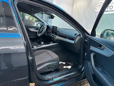 Audi A4 /163 CV S tronic Business Advanced Grigio usata Prato