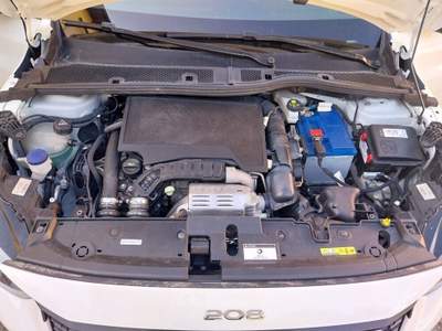 Peugeot 208 Stop&Start EAT8 5 porte Allure Pack Bianco usata PARMA