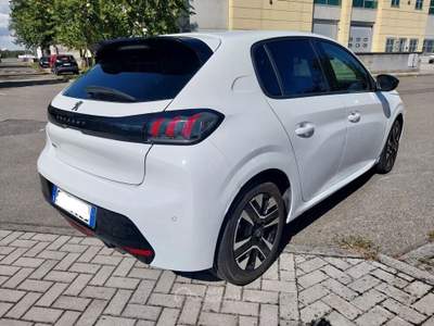 Peugeot 208 Stop&Start EAT8 5 porte Allure Pack Bianco usata PARMA