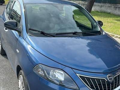 Lancia Ypsilon 5 porte S&S Hybrid Alberta Ferretti Grigio usata PARMA