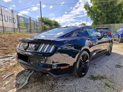 Ford Mustang Fastback 2.3 EcoBoost Nero usata Roma