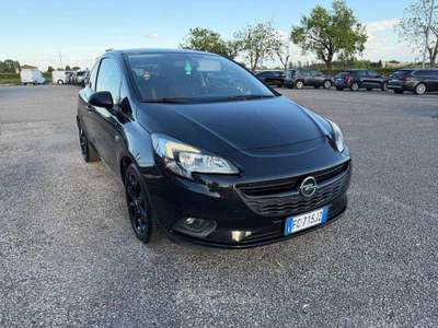 Opel Corsa 1.4 90CV GPL Tech Coupé b-Color Nero usata Rimini