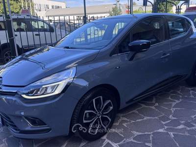 Renault Clio 0.9 tce Moschino Intens 75cv 79000 Km Grigio usata Lesmo