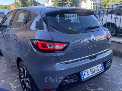 Renault Clio 0.9 tce Moschino Intens 75cv 79000 Km Grigio usata Lesmo