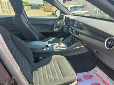 Alfa Romeo Stelvio 2.2 t Sprint Q4 190cv auto Nero usata Cassina de' Pecchi
