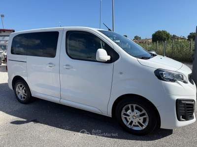 Peugeot Traveller S&S Compact Active Bianco usata Roma