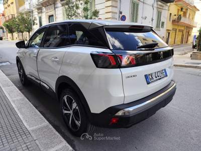 Peugeot 3008 BlueHDi 130CV EAT8 Allure Pack NAVI Bianco usata CORATO