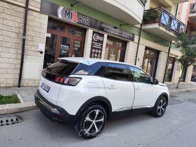 Peugeot 3008 BlueHDi 130CV EAT8 Allure Pack NAVI Bianco usata CORATO