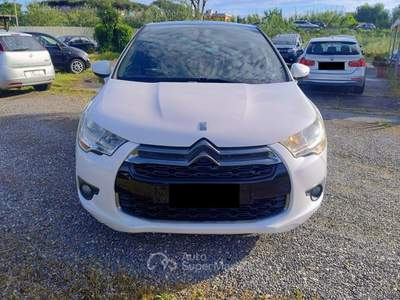 DS Automobiles DS 4 Ds DS4 4 1.6 e-HDi 115 airdream CMP6 So Chic Bianco usata Roma