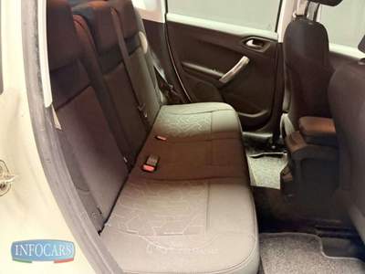 Peugeot 2008 BlueHDi 75 cv Active Bianco usata Este