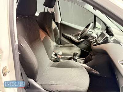 Peugeot 2008 BlueHDi 75 cv Active Bianco usata Este
