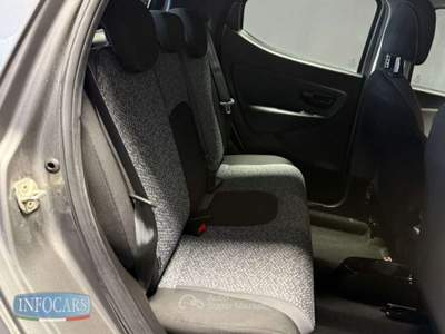 Lancia Ypsilon 1.0 Hybrid 70 cv Silver Plus - Neopatentati PROMO Grigio usata Este