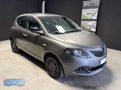 Lancia Ypsilon 1.0 Hybrid 70 cv Silver Plus - Neopatentati PROMO Grigio usata Este
