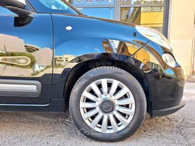 Fiat 500L Living 1.3 Multijet 85 CV Lounge Nero usata Castellana Grotte