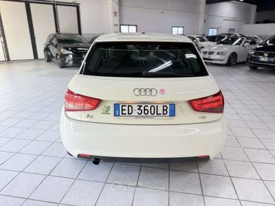 Audi A1 1.6 tdi Ambition 105cv Bianco usata Fontanella