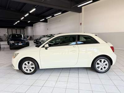 Audi A1 1.6 tdi Ambition 105cv Bianco usata Fontanella