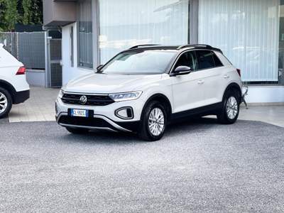 Volkswagen T-Roc 2.0 Diesel 115CV E6 - 2023 Beige usata Roma