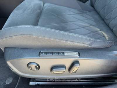 Volkswagen Golf 1.4 TSI eHYBRID DSG Style PLUG-IN Nero usata Oderzo