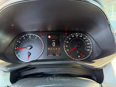 Renault Clio TCe 90 CV 5 porte Techno Grigio usata Oderzo