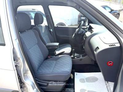 Daihatsu Terios 1.3i 16V cat 4WD SX Argento usata Cinisello Balsamo