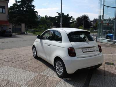 Fiat 500 3+1 42 kWh Icon Bianco usata Nova Milanese