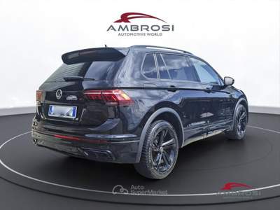 Volkswagen Tiguan 2.0 TSI DSG 4MOTION R-Line Nero usata Corciano