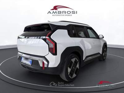 Kia EV3 81,4 kWh Earth 204 cv Bianco usata Corciano