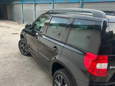 Skoda Yeti Autocarro immatricolato N1 - Iva Esposta Nero usata Napoli