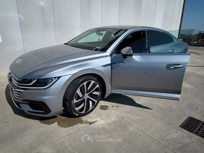 Volkswagen Arteon Affare come nuova con soli 47 mila km. Grigio usata Adria