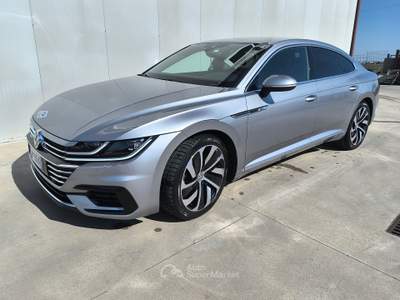 Volkswagen Arteon Affare come nuova con soli 47 mila km. Grigio usata Adria